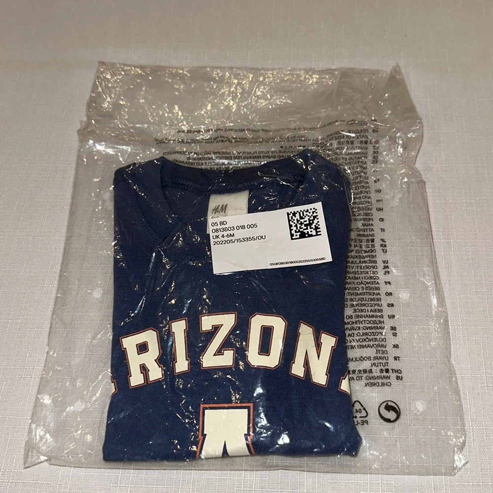 🌟5/$10 H&M Arizona Infant Tee Shirt
